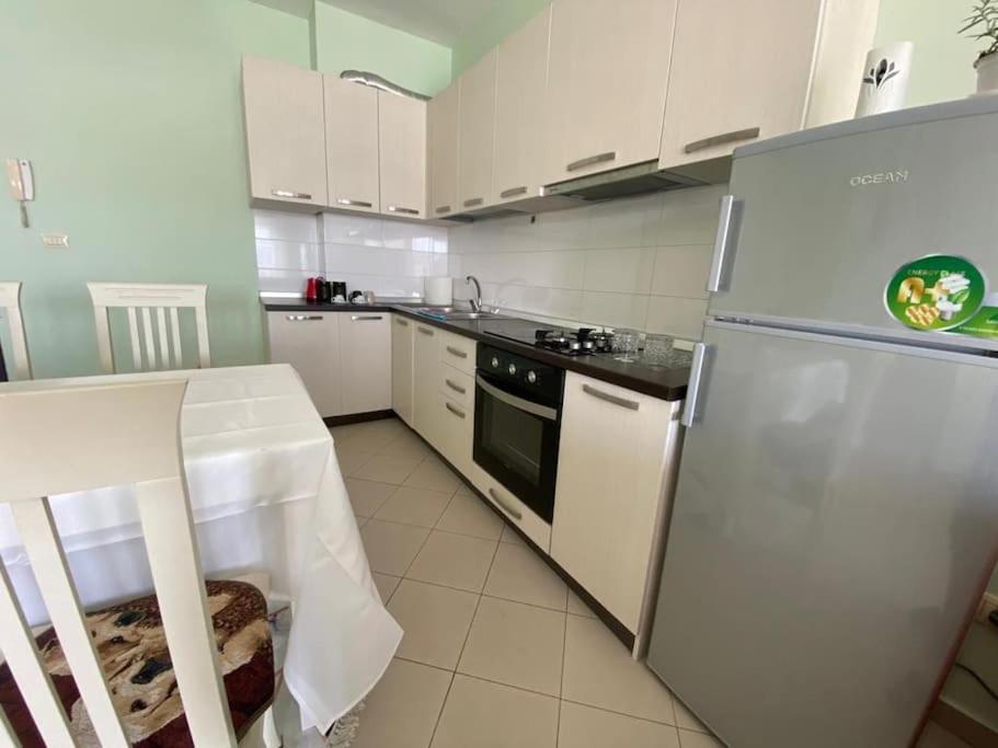 Gold Key Apartments, Durres Beach 외부 사진