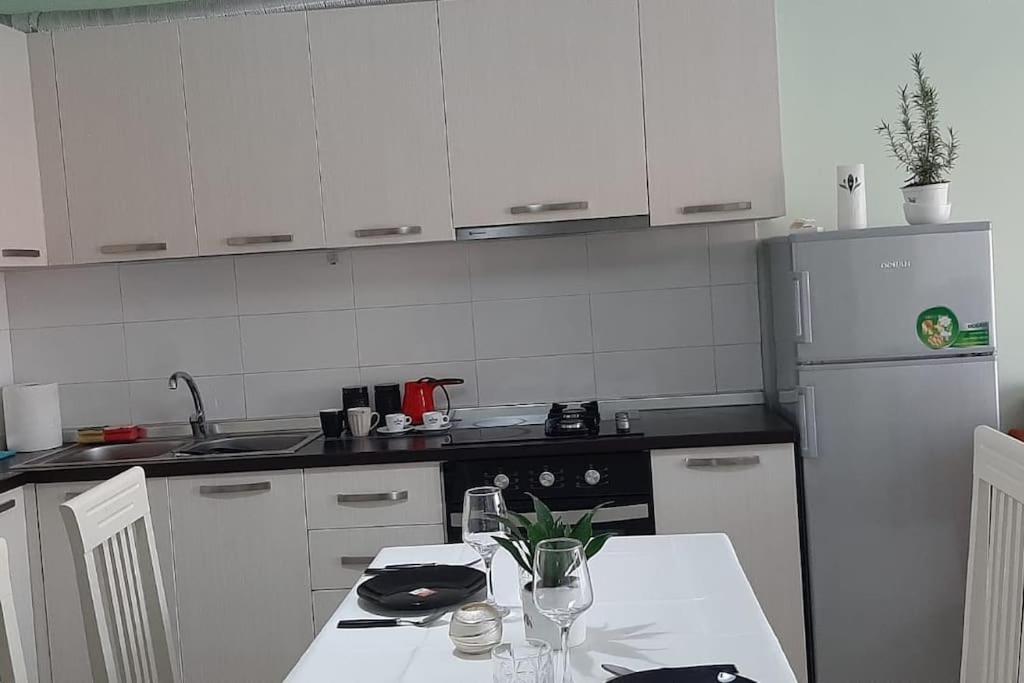 Gold Key Apartments, Durres Beach 외부 사진