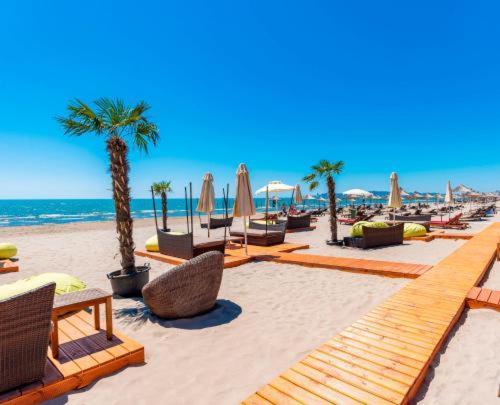 Gold Key Apartments, Durres Beach 외부 사진